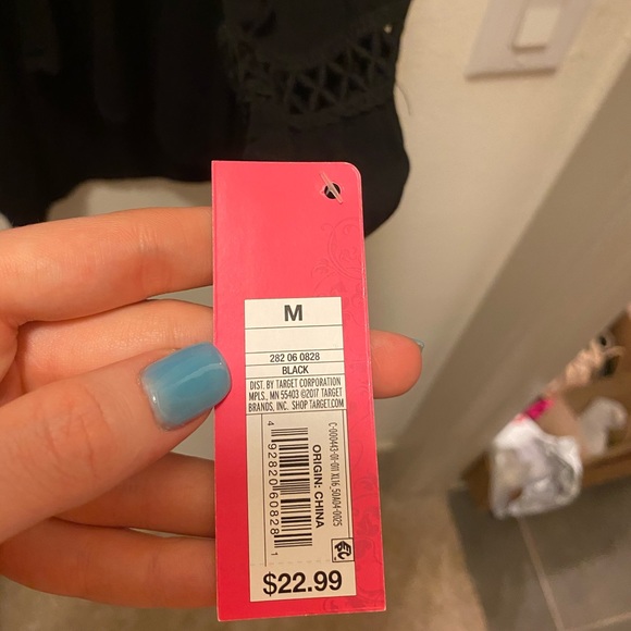 Top - Picture 2 of 2